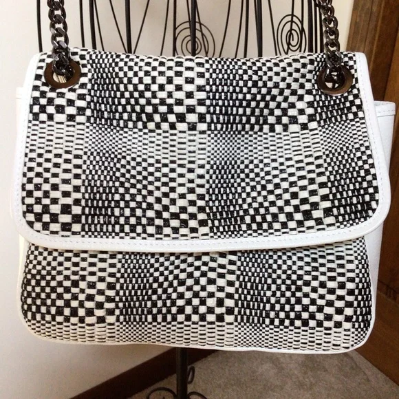 NWOTGS UNICA! FIRENZE ITALY WOVEN LEATHER BICOLOR CROSSBODY CHAIN STRAP BAG - Picture 2 of 12